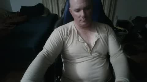 Snapshot of emsguy1 chatting on 05.02.26 Matt online show from 05.02.26