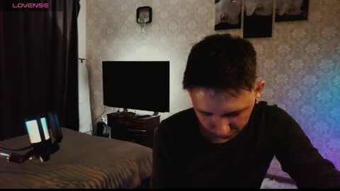 Snapshot of emveeboy96 chatting on 03.16.26 emveeboy96 online show from 03.16.26