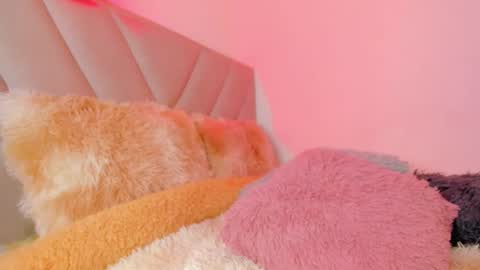 Emy online show from 12.18.24