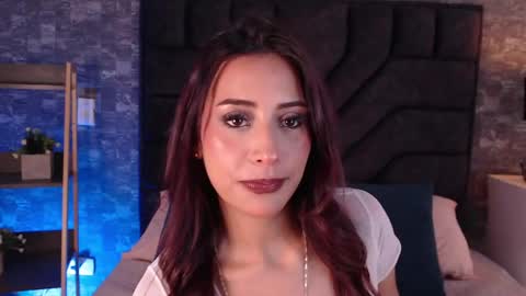 Snapshot of emy_fg chatting on 05.08.26 Emy online show from 05.08.26