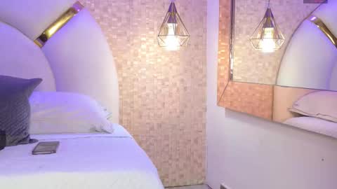 Emy  online show from 10.27.25