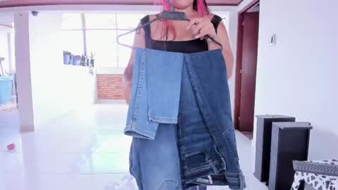 Im Emily would you like to help me reach 100  online show from 10.24.25