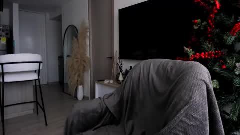 emyconneer online show from 12.11.24