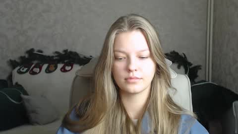 Snapshot of emysway chatting on 01.24.25 EmySway online show from 01.24.25