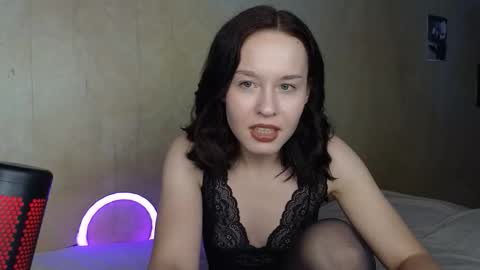 Snapshot of enegry_couple777 chatting on 12.21.25 Missis And Mister Fox online show from 12.21.25