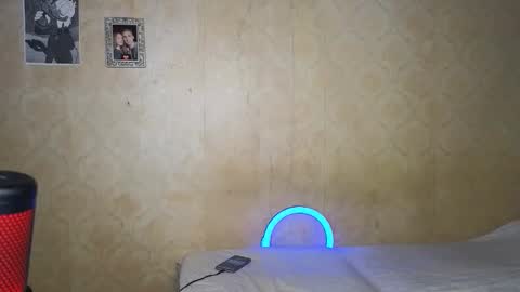 Snapshot of enegry_couple777 chatting on 12.23.25 Missis And Mister Fox online show from 12.23.25