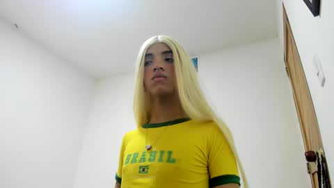 engel20042001 online show from 01.29.25