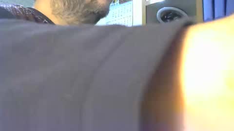 engin_83 online show from 04.19.26