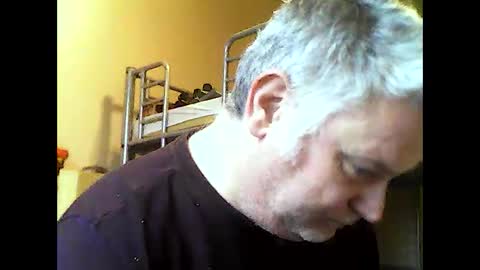 Snapshot of englishguysurrey chatting on 02.06.26 englishguysurrey online show from 02.06.26