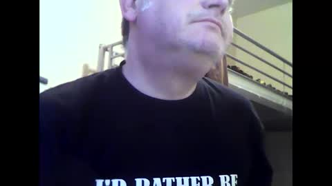 Snapshot of englishguysurrey chatting on 02.15.26 englishguysurrey online show from 02.15.26