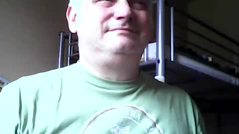englishguysurrey online show from 07.18.26