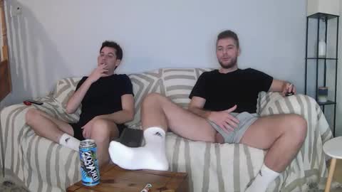 Snapshot of englishladxxx chatting on 11.23.25 Englishladxxx online show from 11.23.25