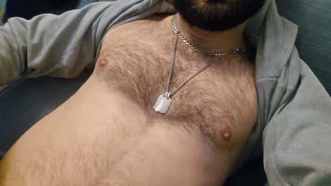 Snapshot of englishphatcock chatting on 12.17.25 Happy online show from 12.17.25