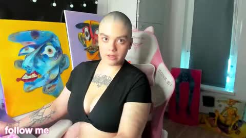 Snapshot of enigmastella chatting on 01.06.26 enigmastella online show from 01.06.26