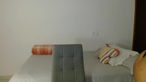 enithsun online show from 11.24.25