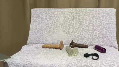 Snapshot of enjoythetrip chatting on 02.06.25 Luke online show from 02.06.25