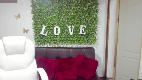 Enma clark online show from 02.10.25