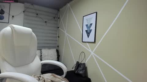 Enma clark online show from 09.16.25