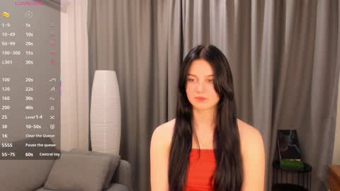 Snapshot of enricaelis chatting on 09.13.25 Sani online show from 09.13.25