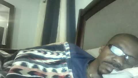 Snapshot of envyme2017 chatting on 02.20.25 Envyme2017 online show from 02.20.25