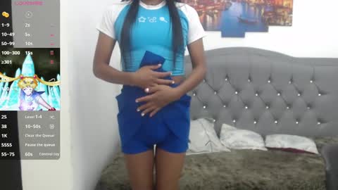 Snapshot of enyelin chatting on 11.09.25 Enyenlina online show from 11.09.25