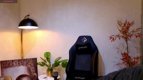 enzo_steel online show from 02.12.26