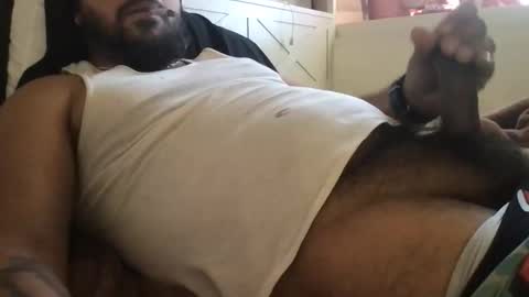 Snapshot of epicnutsz chatting on 10.02.25 epicstrokesz online show from 10.02.25