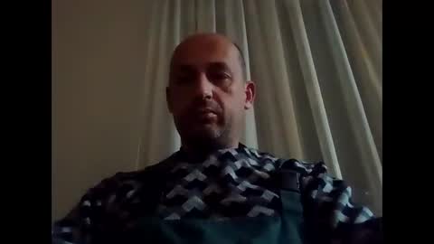 epu17 online show from 10.04.25