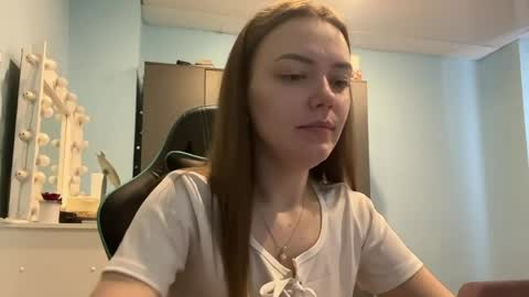 Lily online show from 04.11.26
