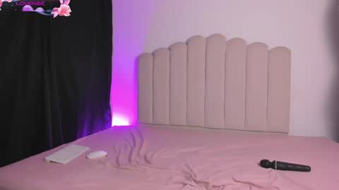 Snapshot of eragonbooy02 chatting on 01.09.26 Eragon online show from 01.09.26