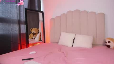 Snapshot of eragonbooy02 chatting on 03.11.26 Eragon online show from 03.11.26