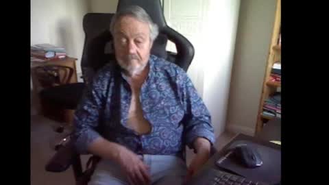 Snapshot of erasmus_d chatting on 02.24.25 erasmus_d online show from 02.24.25