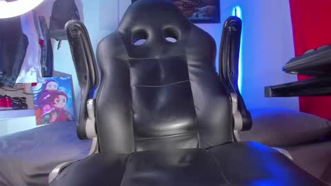 Tht BOSS Eren online show from 03.12.25