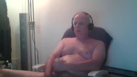 Snapshot of eric204 chatting on 07.03.26 Eric online show from 07.03.26