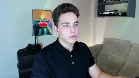 Snapshot of eric_ether chatting on 10.02.25 Eric online show from 10.02.25