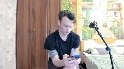 Snapshot of eric_the_vikking chatting on 09.22.25 Eric online show from 09.22.25