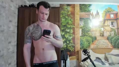 Snapshot of eric_the_vikking chatting on 10.28.25 Eric online show from 10.28.25