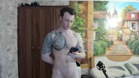 Snapshot of eric_the_vikking chatting on 11.19.25 Eric online show from 11.19.25