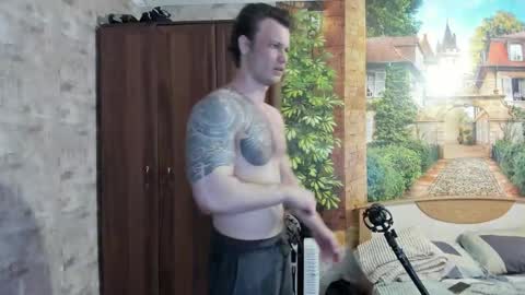 Snapshot of eric_the_vikking chatting on 11.22.25 Eric online show from 11.22.25