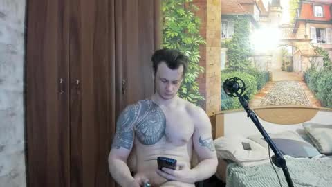 Snapshot of eric_the_vikking chatting on 11.24.25 Eric online show from 11.24.25