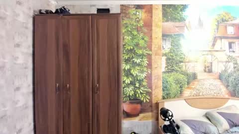 Snapshot of eric_the_vikking chatting on 12.03.25 Eric online show from 12.03.25