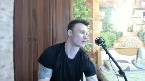 Snapshot of eric_the_vikking chatting on 01.12.26 Eric online show from 01.12.26