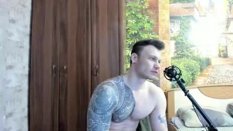 Snapshot of eric_the_vikking chatting on 01.14.26 Eric online show from 01.14.26