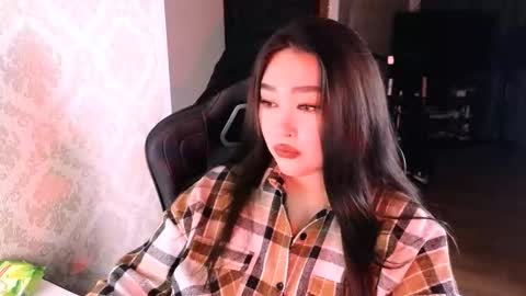 Erica Wayne online show from 12.15.25