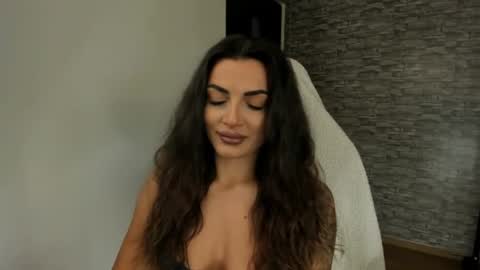 Snapshot of erica_xoo chatting on 06.29.26 Riaaa online show from 06.29.26