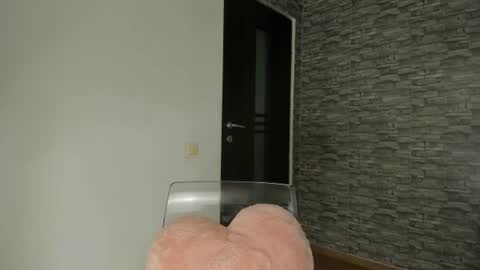 Snapshot of erica_xoo chatting on 06.29.26 Riaaa online show from 06.29.26