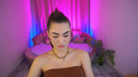 Erica online show from 11.28.25