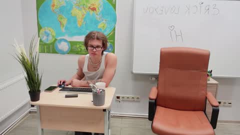 Snapshot of erick_grant chatting on 12.08.24 ERICK GRANT online show from 12.08.24