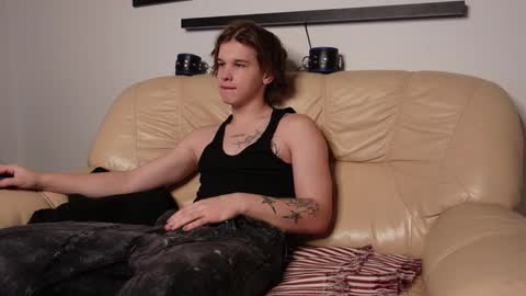 Snapshot of erick_grant chatting on 12.11.24 ERICK GRANT online show from 12.11.24