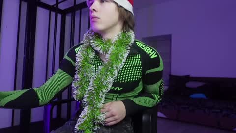 Snapshot of erick_grant chatting on 12.26.24 ERICK GRANT online show from 12.26.24